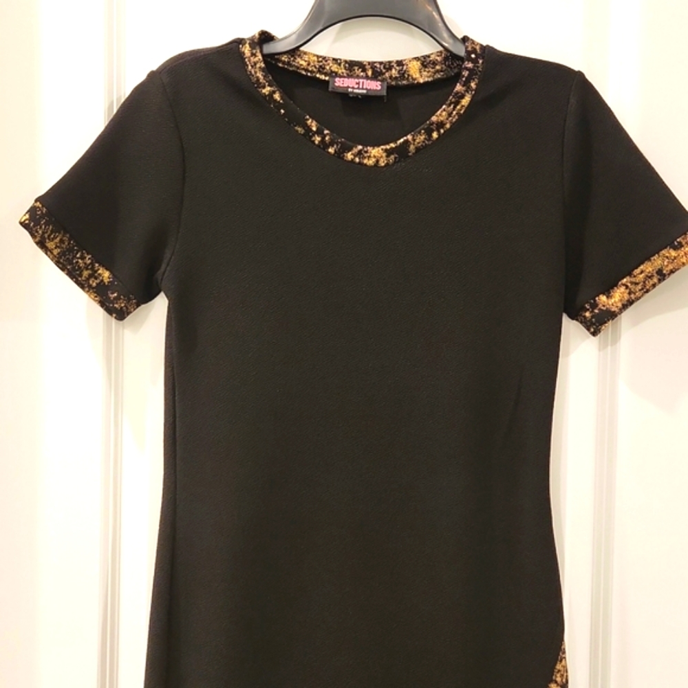 Black Short Sleeve Dress - Size M